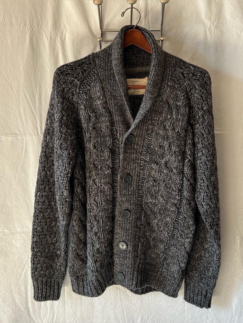 Weatherproof Vintage Men’s Shawl Collar Cardigan Sweater Cable Knit Gray Medium
